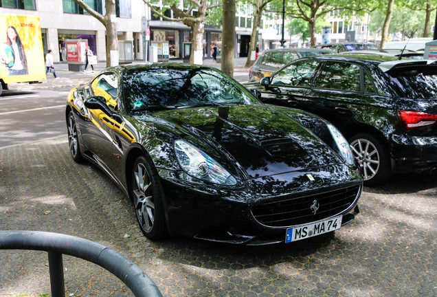 Ferrari California