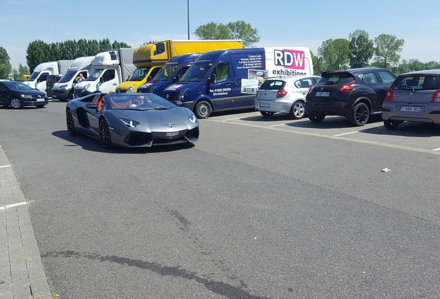 Lamborghini Aventador LP700-4 Roadster