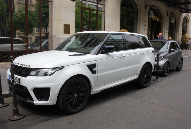 Land Rover Range Rover Sport SVR