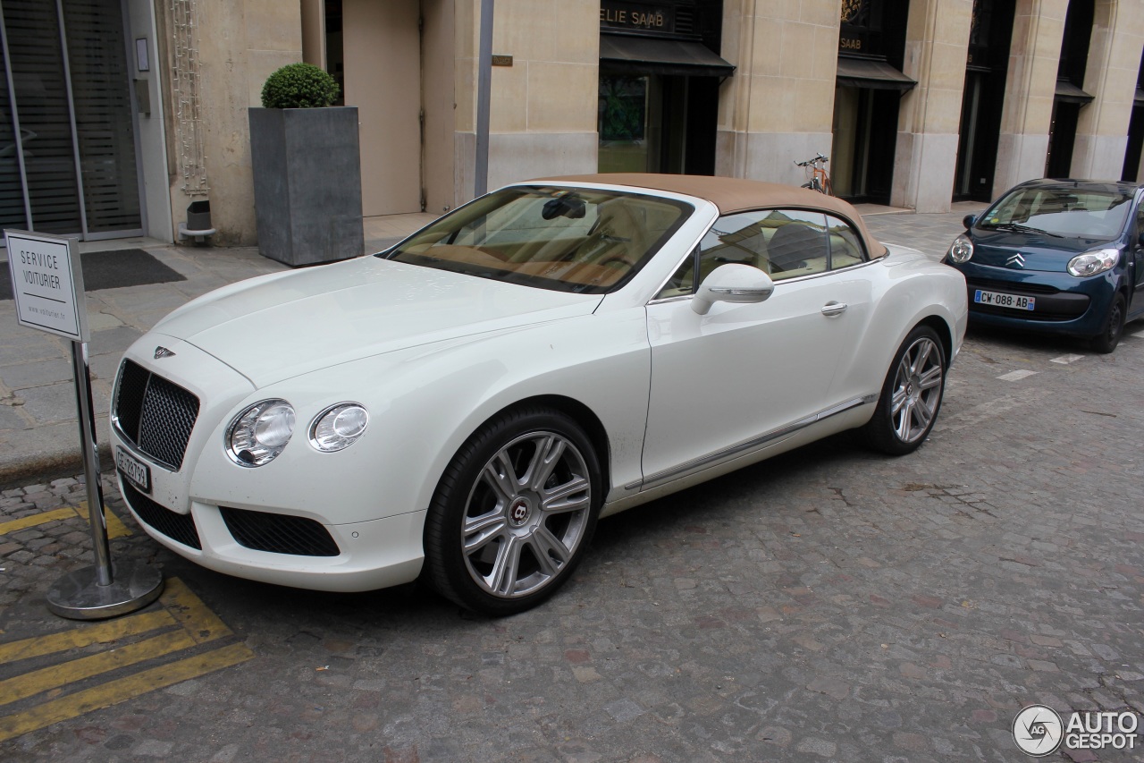 Bentley Continental GTC V8