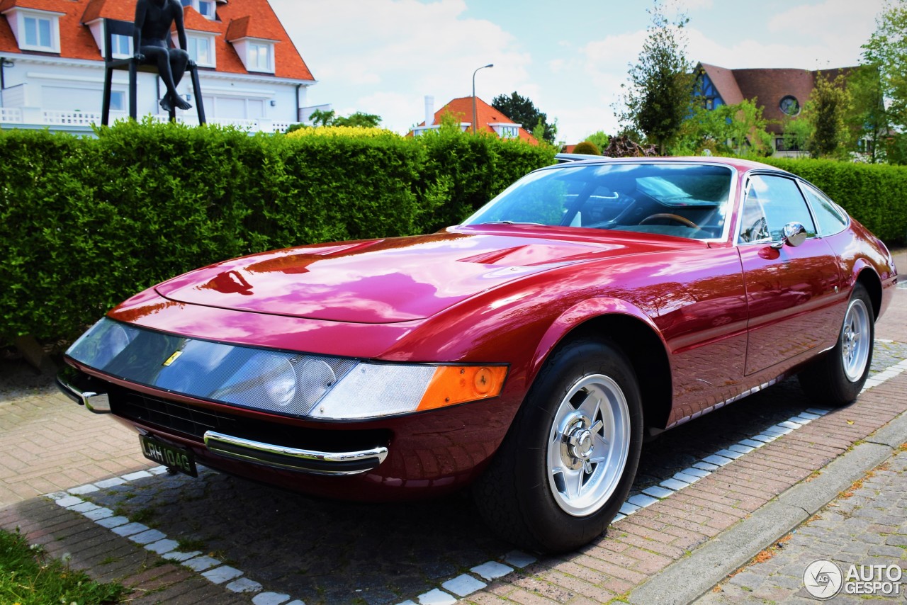 Ferrari 365 GTB/4 Daytona