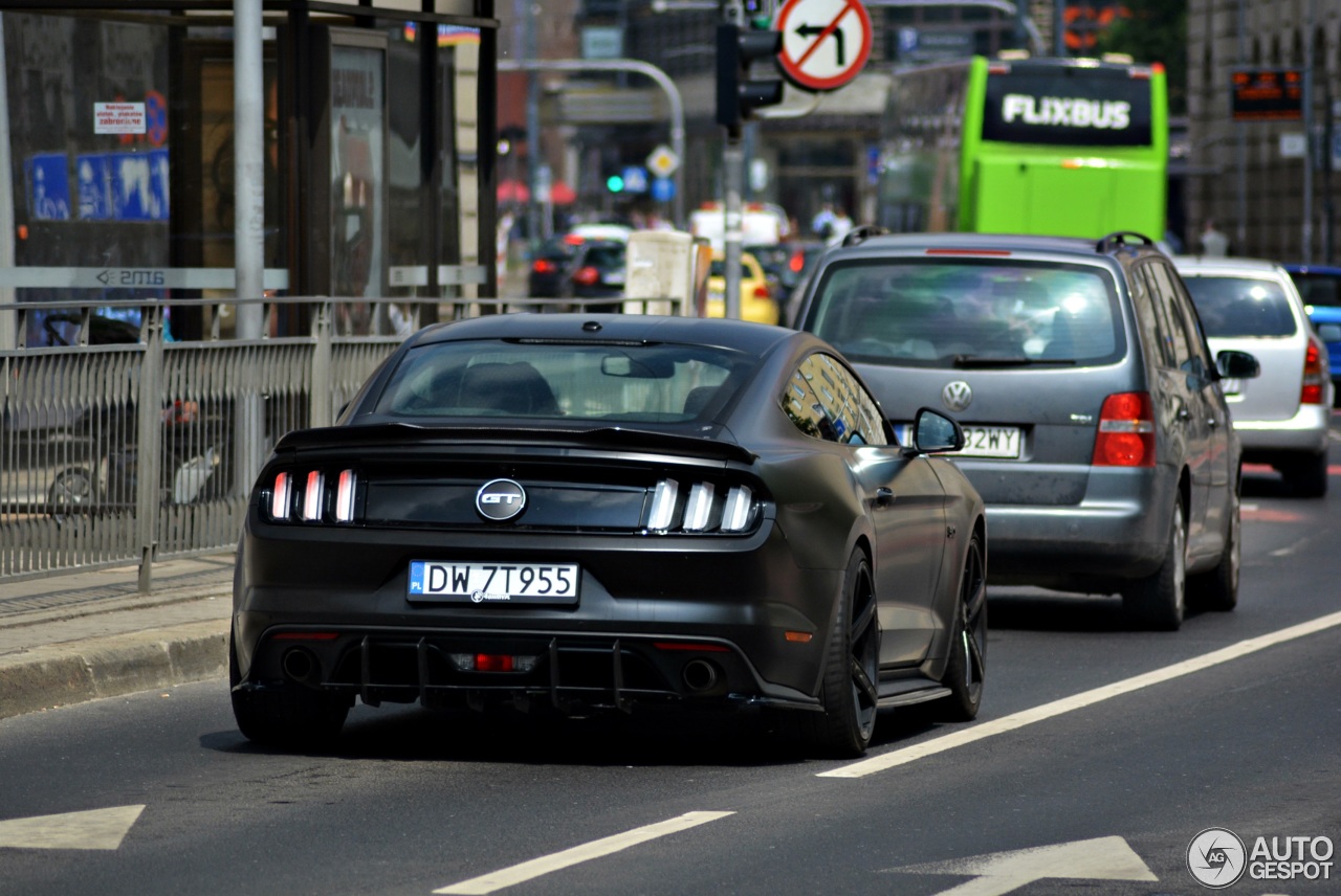 Ford MUSTANG GT 2015