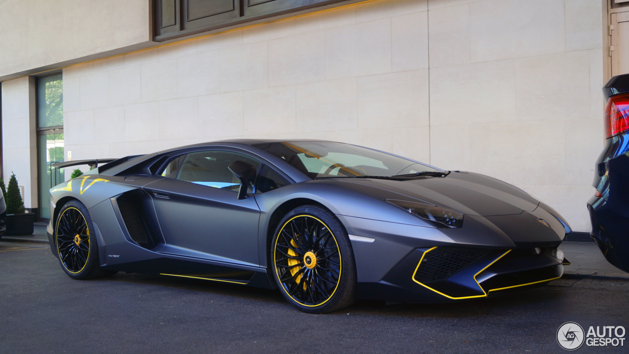 Lamborghini Aventador LP750-4 SuperVeloce