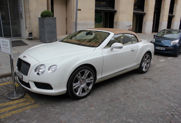 Bentley Continental GTC V8