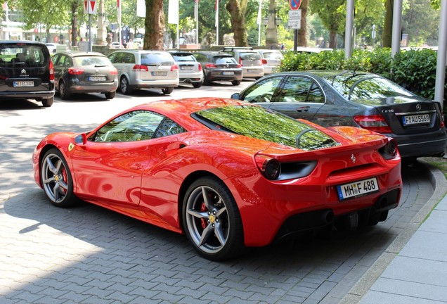 Ferrari 488 GTB