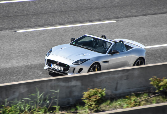 Jaguar F-TYPE R AWD Convertible