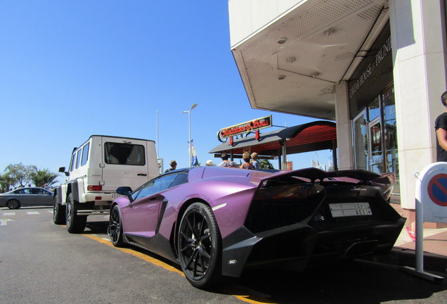 Lamborghini Aventador LP700-4 Roadster