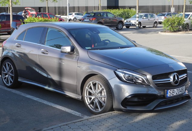 Mercedes-AMG A 45 W176 2015