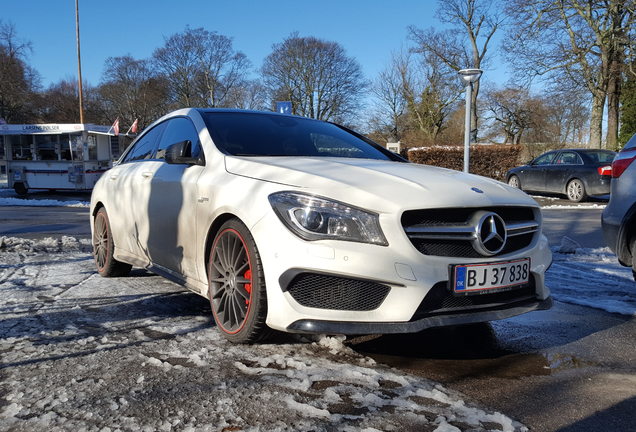 Mercedes-Benz CLA 45 AMG Edition 1 C117