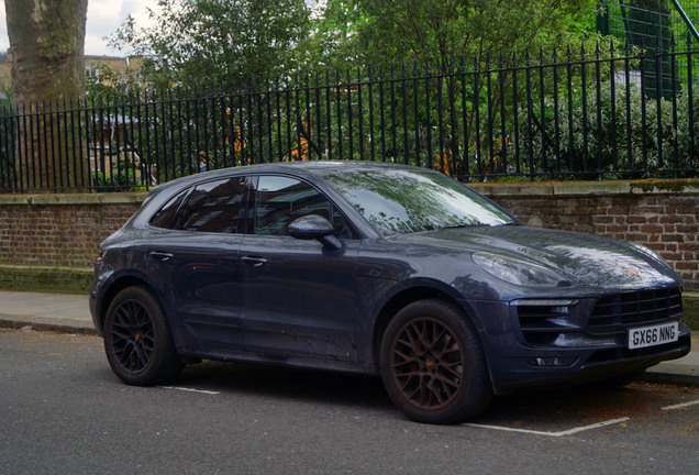 Porsche 95B Macan GTS