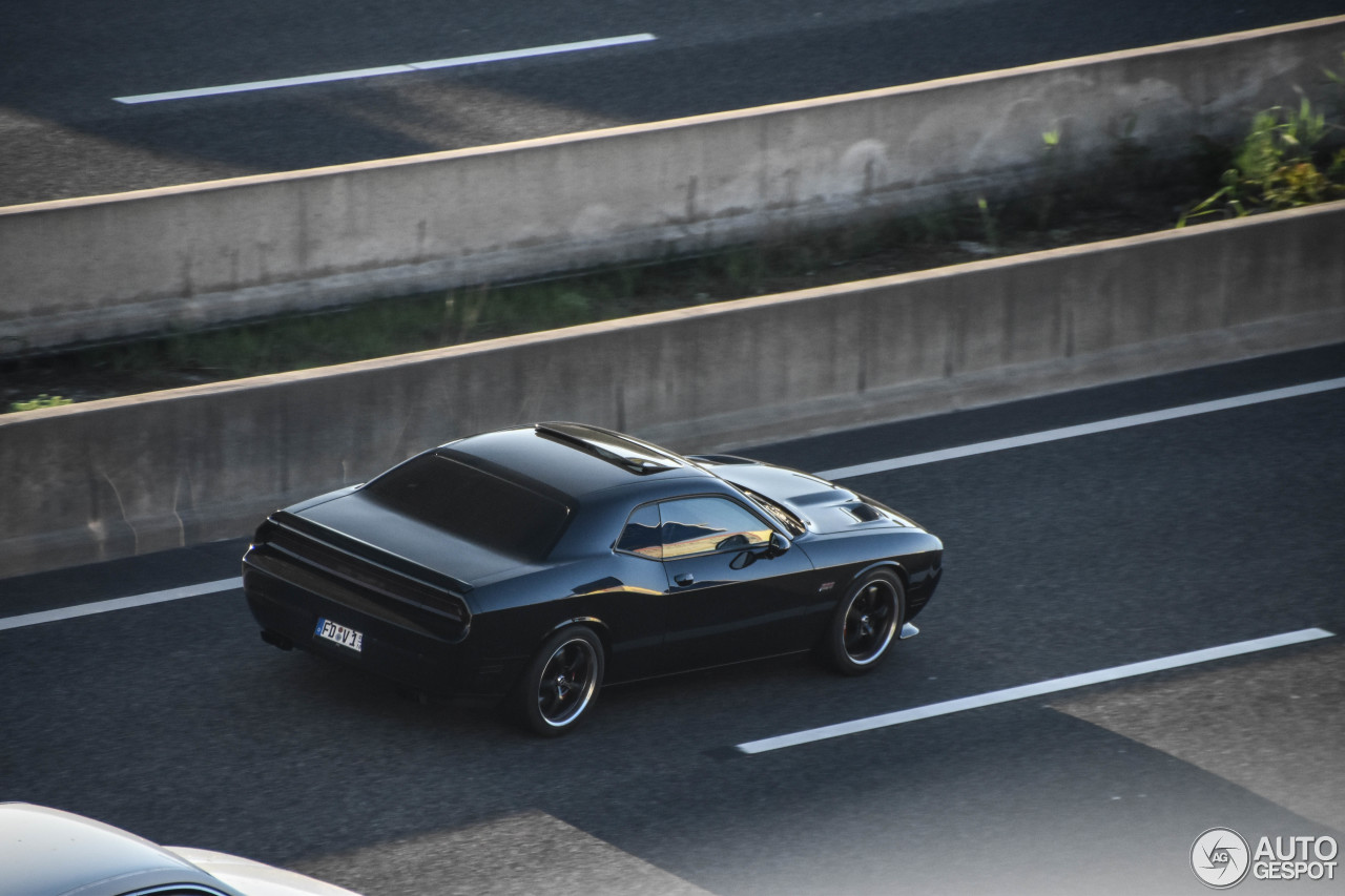 Dodge Challenger SRT-8 392