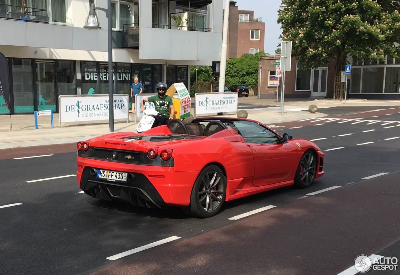 Ferrari Scuderia Spider 16M