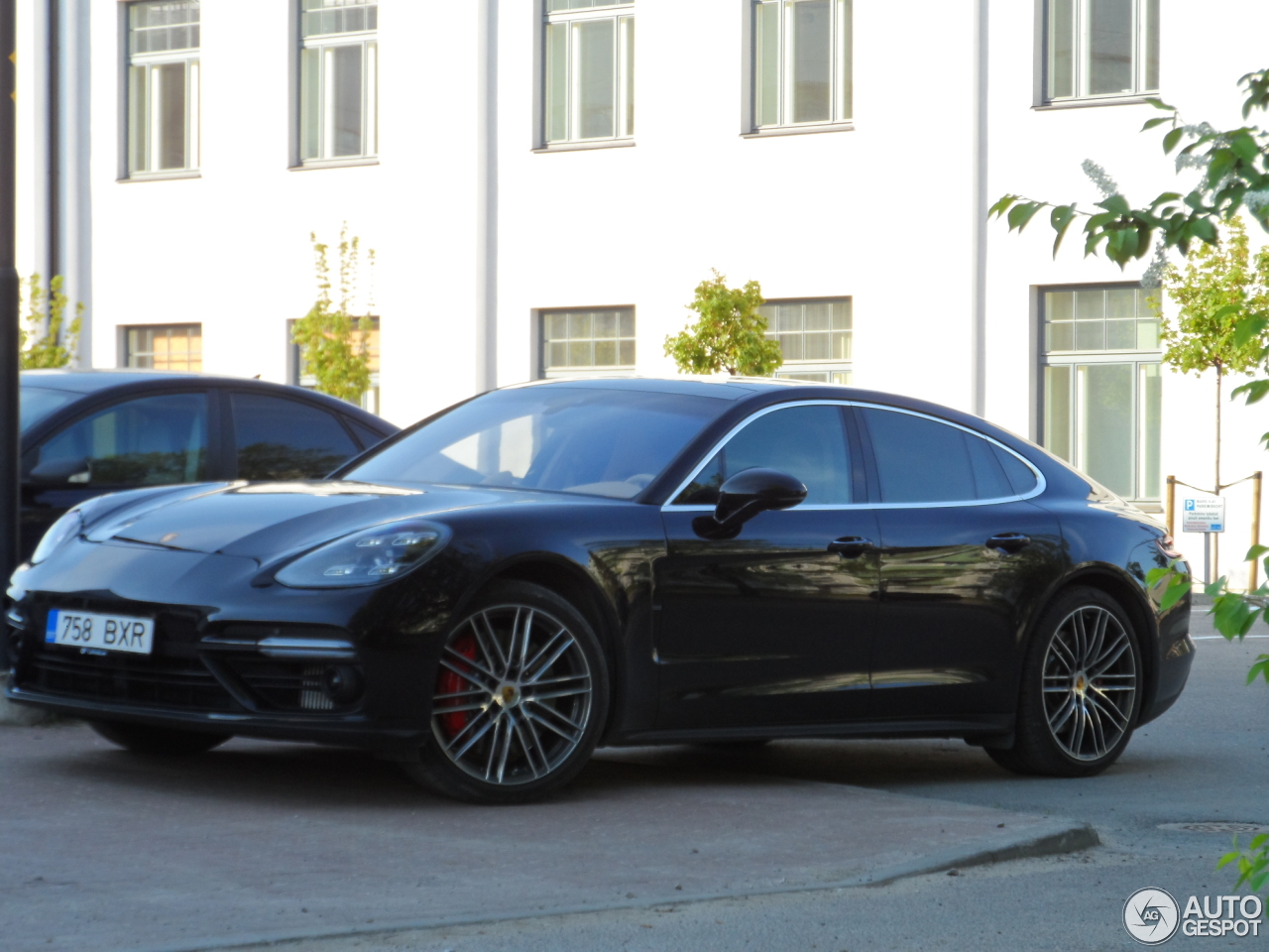 Porsche 971 Panamera Turbo