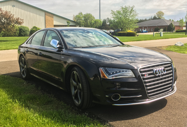 Audi S8 D4