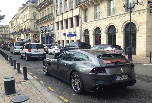 Ferrari GTC4Lusso