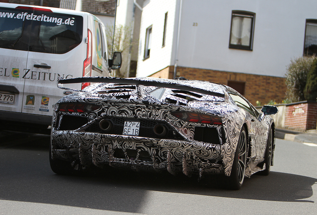 Lamborghini Aventador LP770-4 SVJ