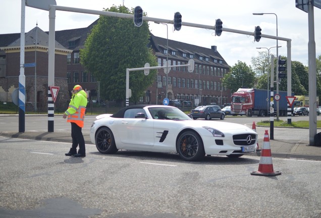 Mercedes-Benz SLS AMG Roadster