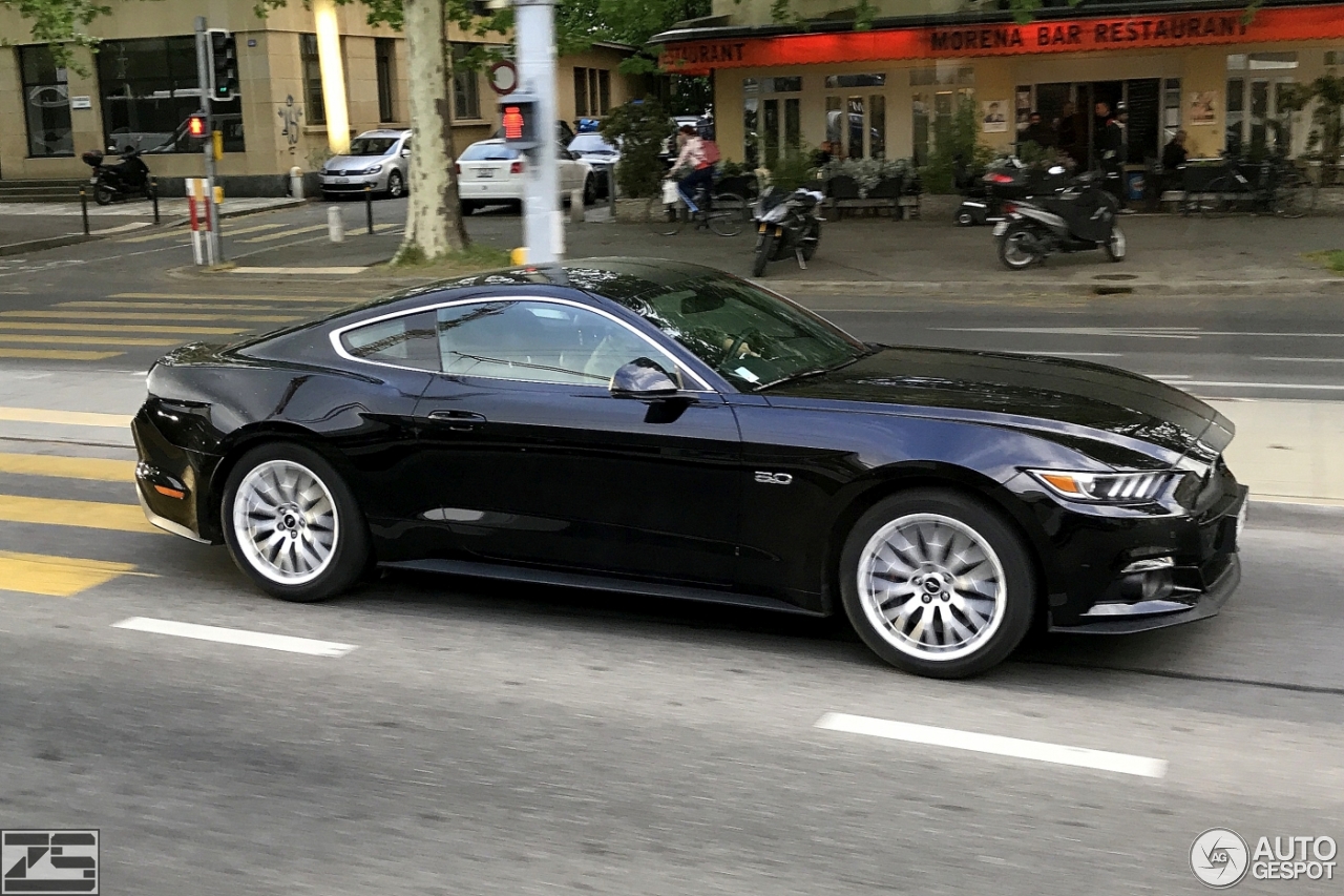 Ford Mustang GT 2015