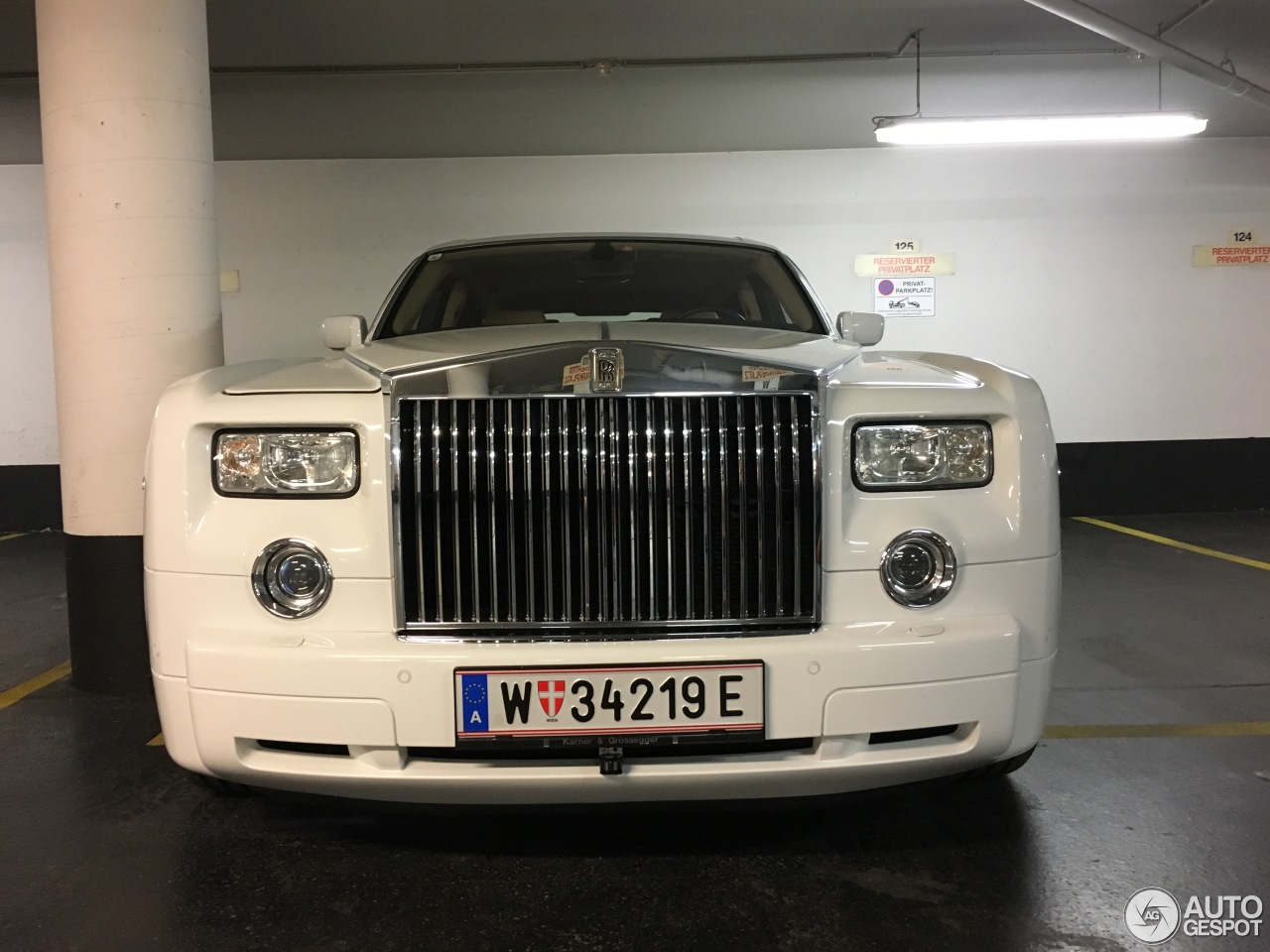 Rolls-Royce Phantom