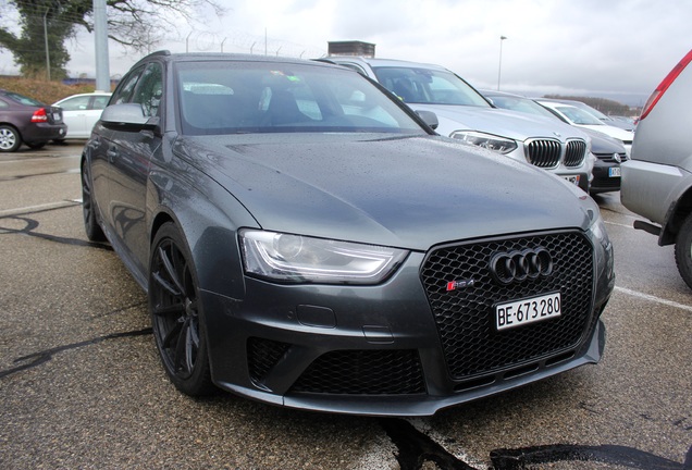 Audi RS4 Avant B8