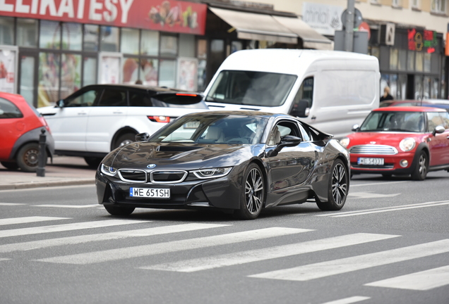 BMW i8