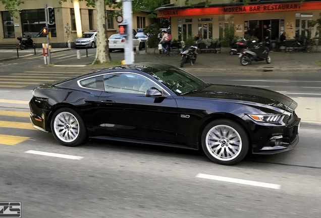 Ford Mustang GT 2015