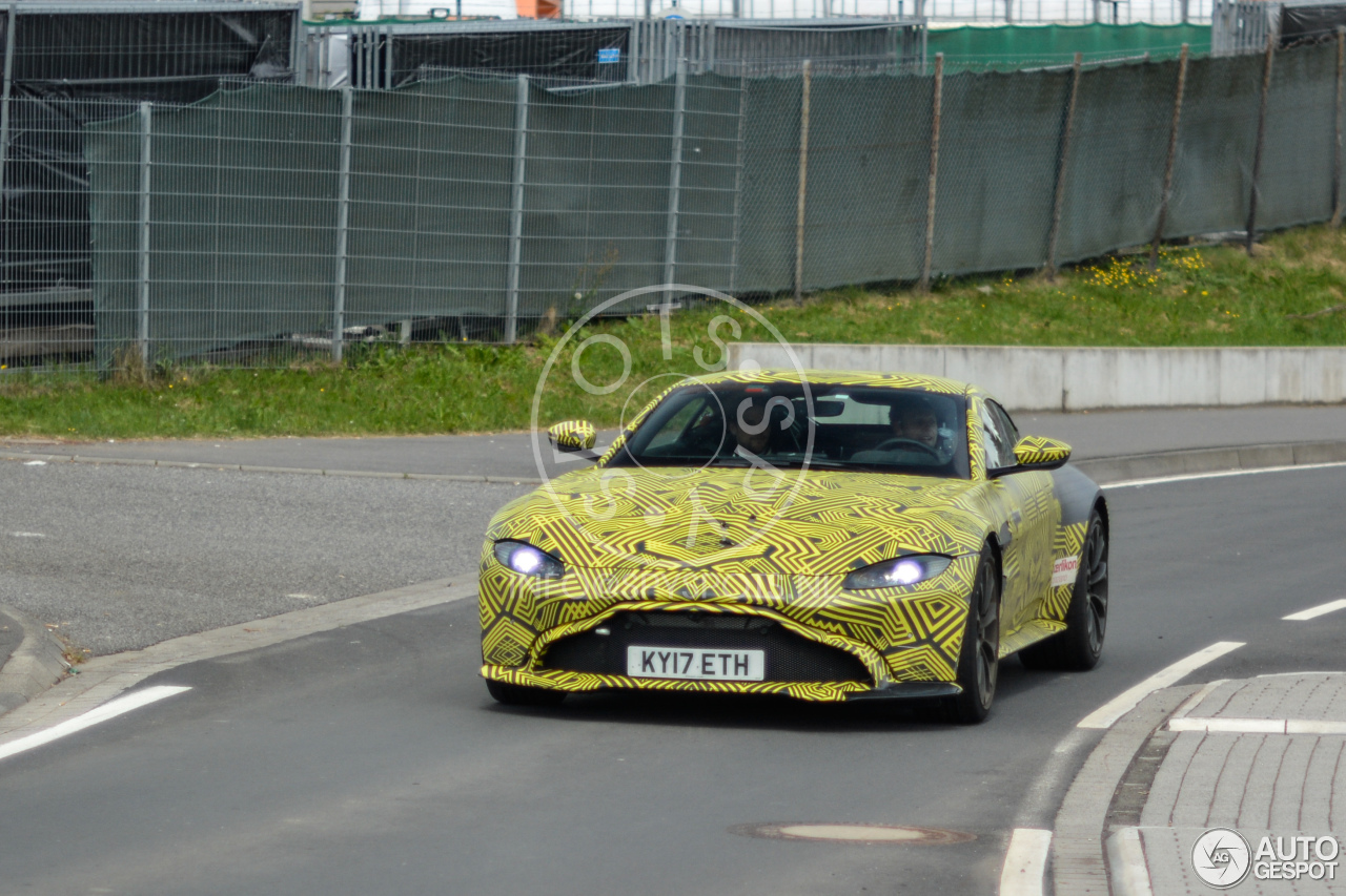 Aston Martin V8 Vantage 2018