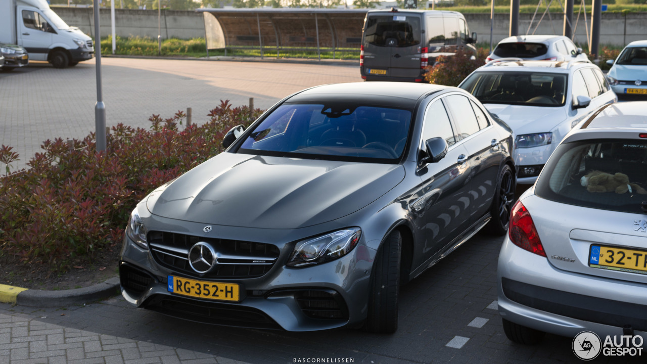 Mercedes-AMG E 63 S W213