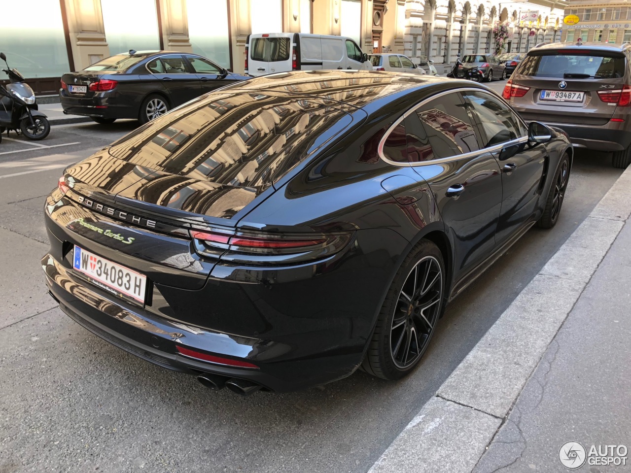 Porsche 971 Panamera Turbo S E-Hybrid