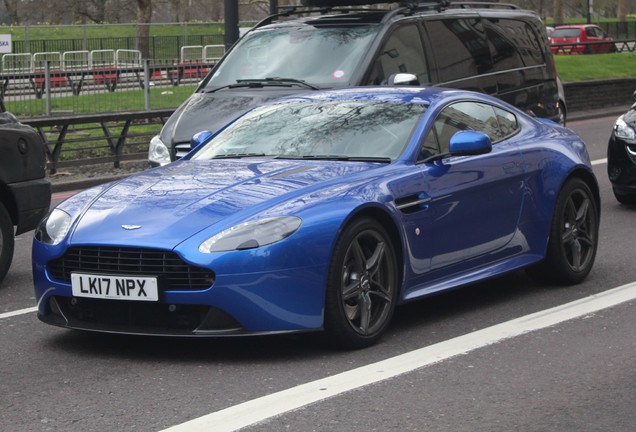 Aston Martin V8 Vantage S