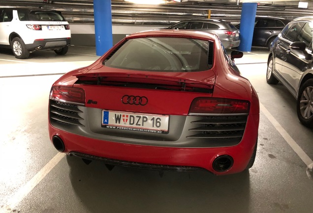 Audi R8 V10 Plus 2013