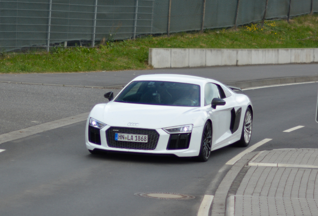 Audi R8 V10 Plus 2015