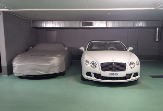 Bentley Continental GTC 2012