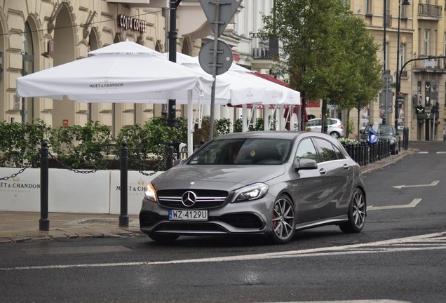 Mercedes-AMG A 45 W176 2015