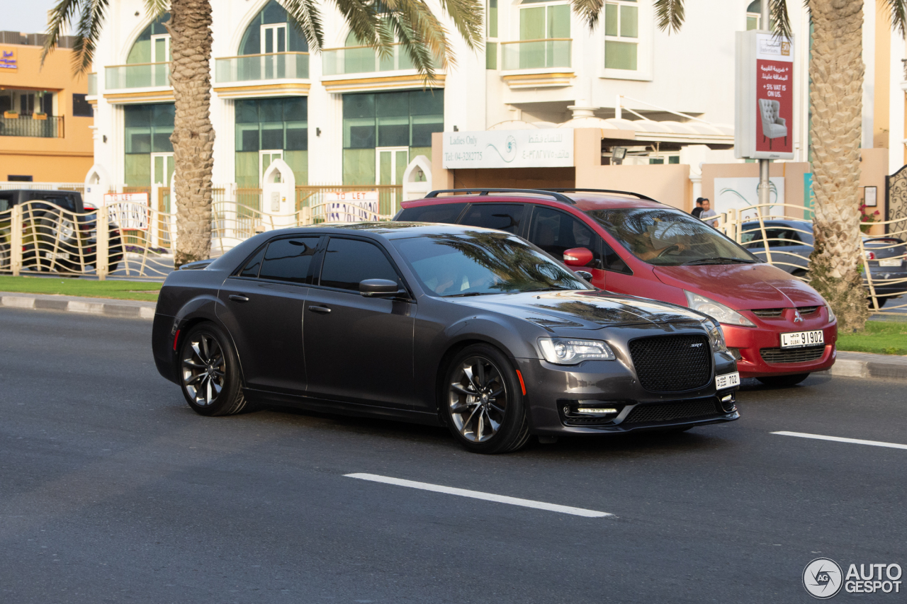 Chrysler 300C SRT8 2016