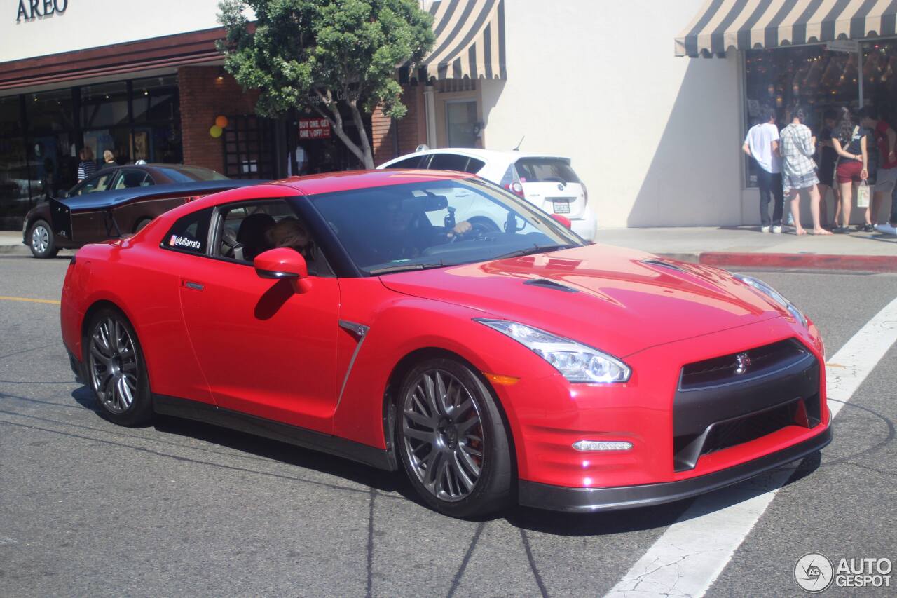 Nissan GT-R 2014