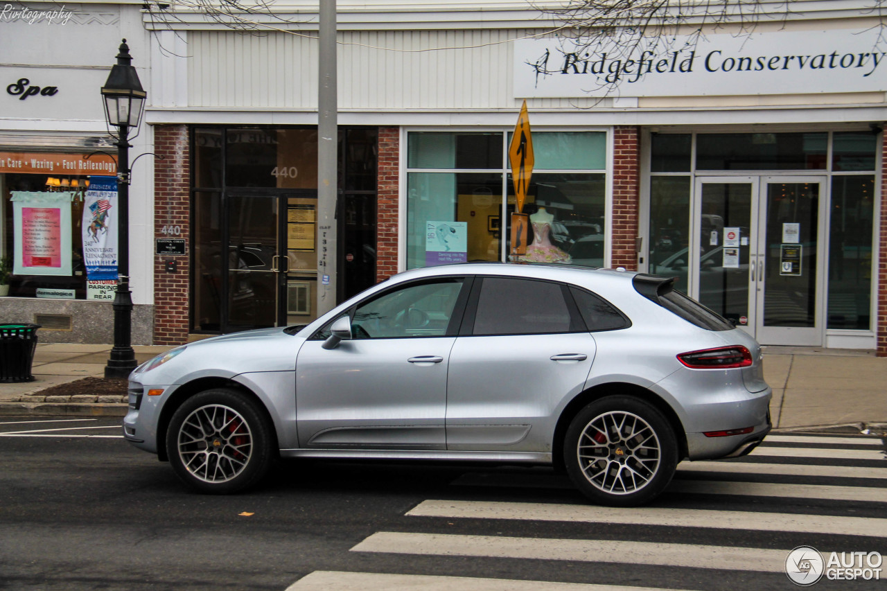 Porsche 95B Macan Turbo