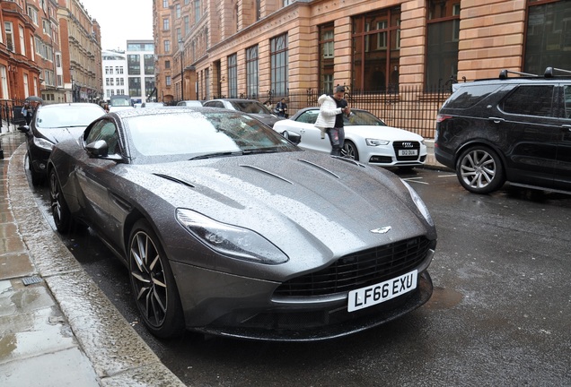 Aston Martin DB11