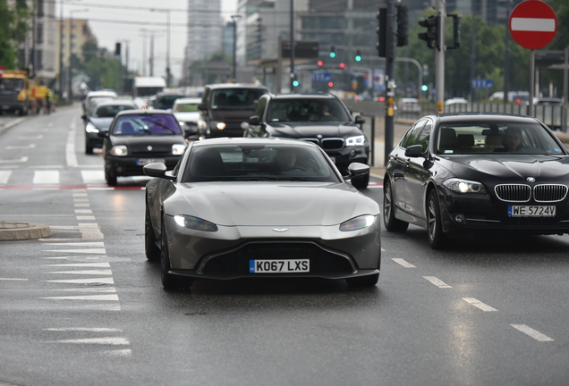 Aston Martin V8 Vantage 2018