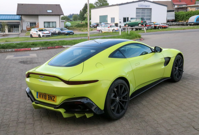 Aston Martin V8 Vantage 2018