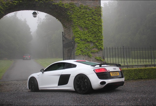 Audi R8 V10