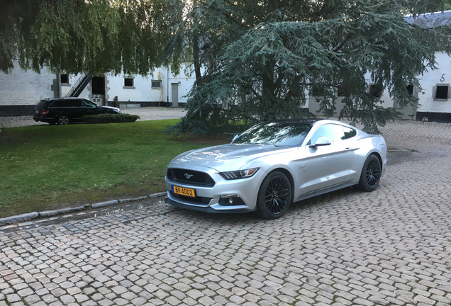 Ford Mustang GT 2015