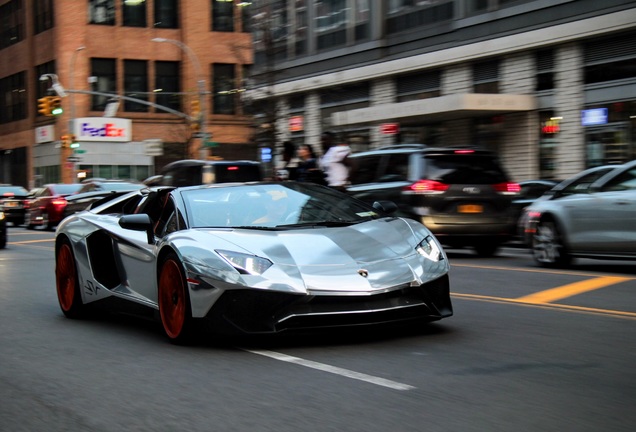 Lamborghini Aventador LP750-4 SuperVeloce Roadster