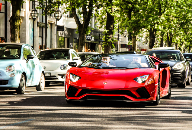 Lamborghini Aventador S LP740-4 Roadster