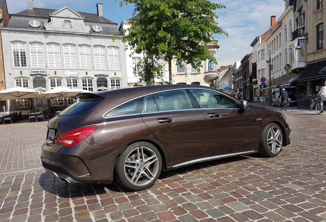 Mercedes-Benz CLA 45 AMG Shooting Brake