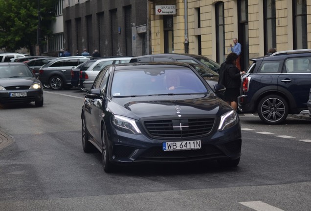 Mercedes-Benz S 63 AMG V222