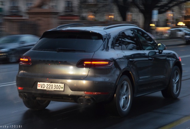 Porsche 95B Macan Turbo