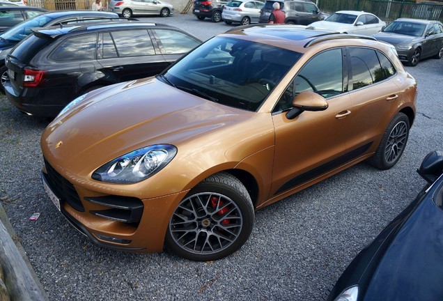 Porsche 95B Macan Turbo