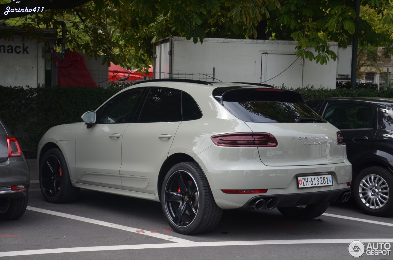 Porsche 95B Macan Turbo