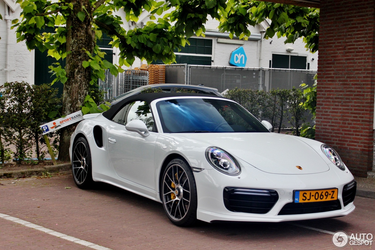 Porsche 991 Turbo S Cabriolet MkII